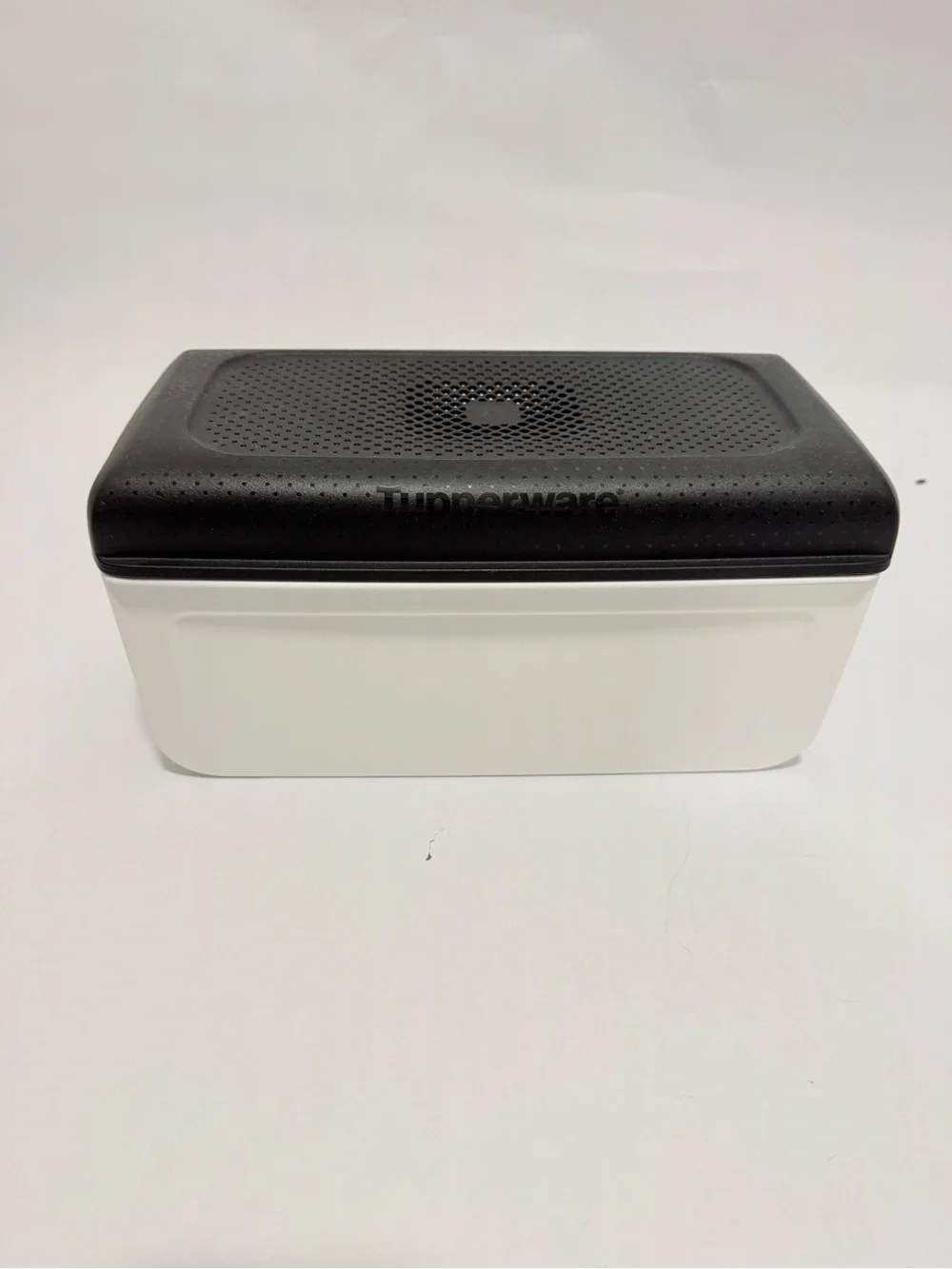 Tupperware BreadSmart Bread Keepers Junior Black & White 2